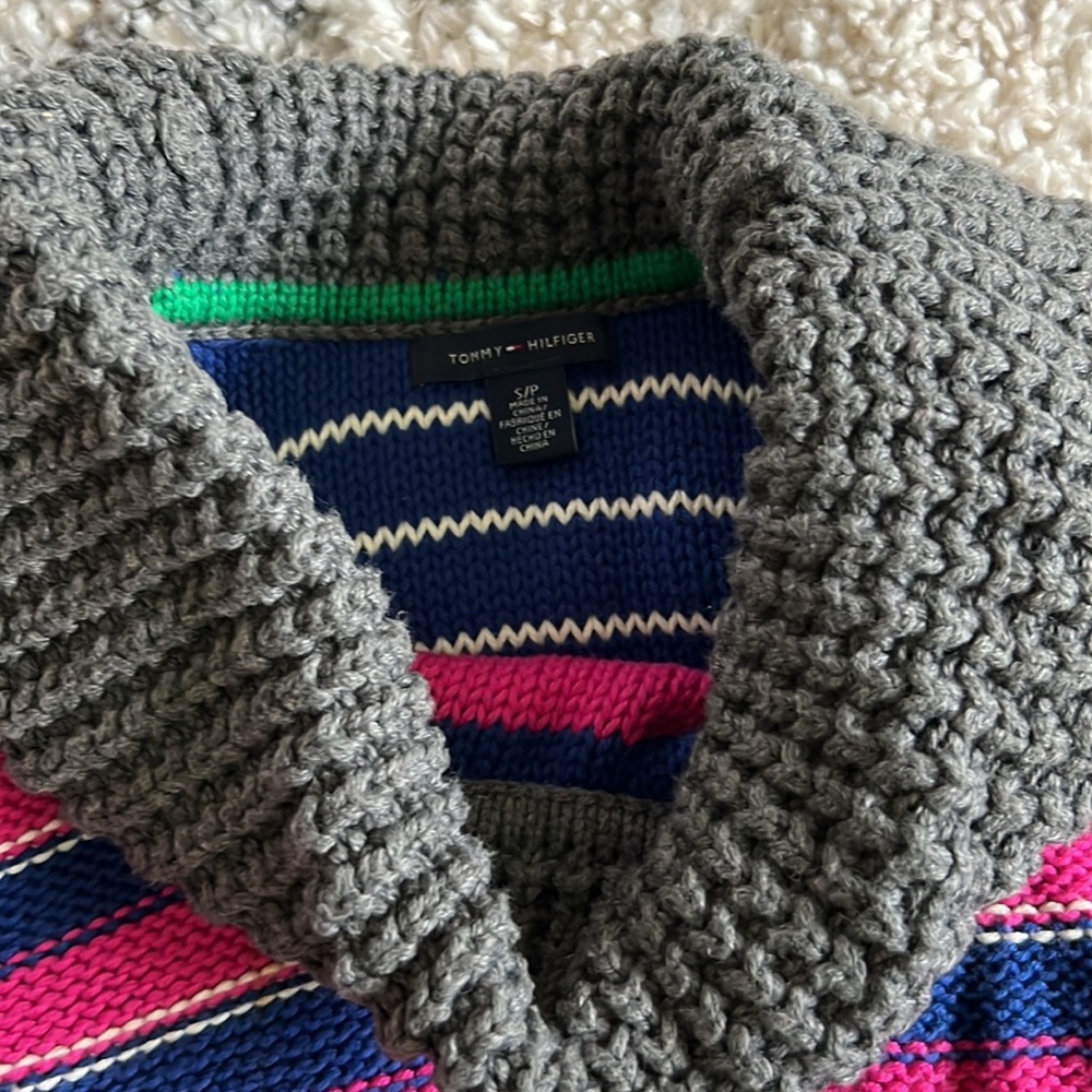 Sweater - Picture 2 of 3